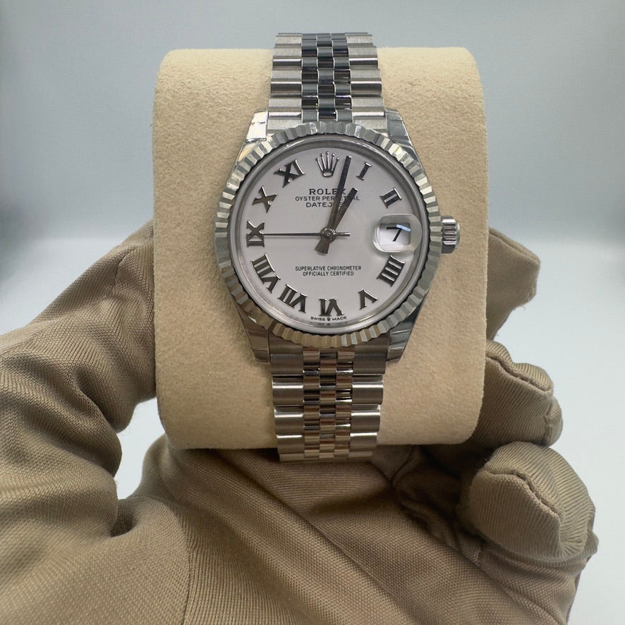 Unworn Rolex Lady-Datejust 31mm ref.278274 White Roman Dial on Jubilee