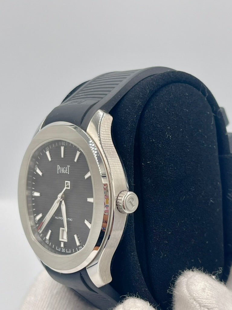 Pre-owned Piaget Polo Date Stainless Steel Black Dial 42mm ref. G0A47014 Full Set