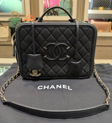 Pre-owned Chanel Filigree Large Vanity Bag caviar leather black with card (2020)