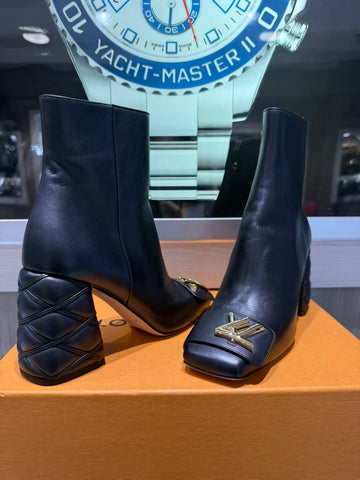 Pre-owned Louis Vuitton Shake ankle boots size 37.5