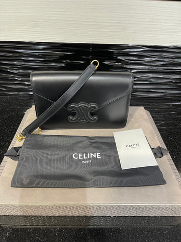 Pre-owned Celine Wallet on Chain Margo in Shiny Calfskin – Black with Gold Hardware