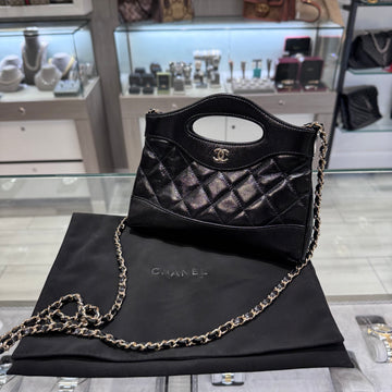 Pre-owned Chanel 31 ShinyCalfskin Quilted Bag Black