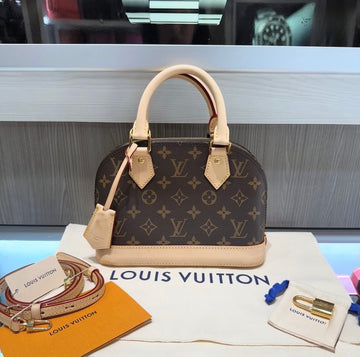 Pre-owned Louis Vuitton Alma BB Monogram 2025 model complete set