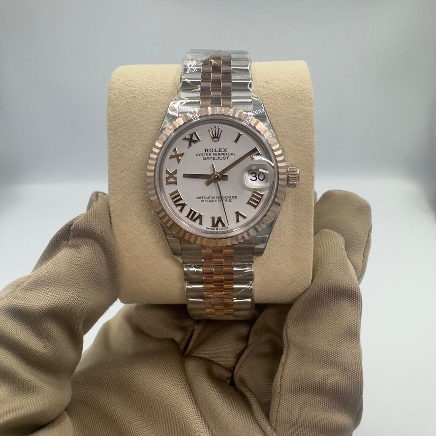 Unworn Rolex Lady-Datejust 31mm ref.278271 White Roman Dial on Jubilee
