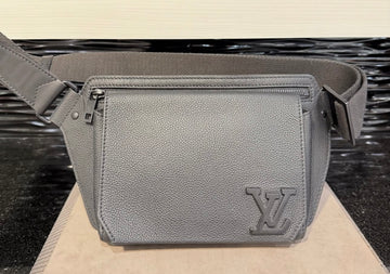Pre-owned Louis Vuitton Aerogram Takeoff Sling Bag in Black Grained Calf Leather