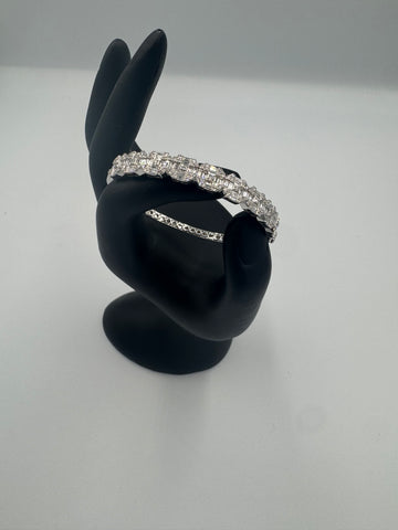 14KT White Gold Diamond Bangle Bracelet