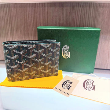 Pre-Owned Like New Goyard Victoire Bifold Wallet in Green Goyardine