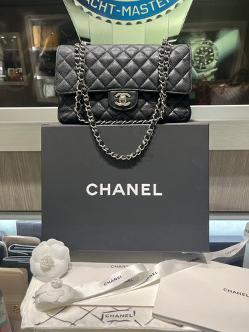 Pre-owned Chanel Black Medium Classic Double Flap Caviar SHW (2011 Production)