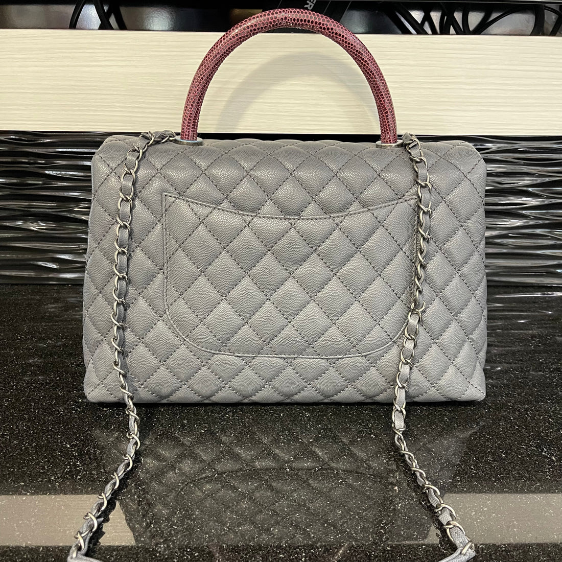 Pre-owned Chanel Medium Coco Handle Bag Grey Caviar with Lizard Trim