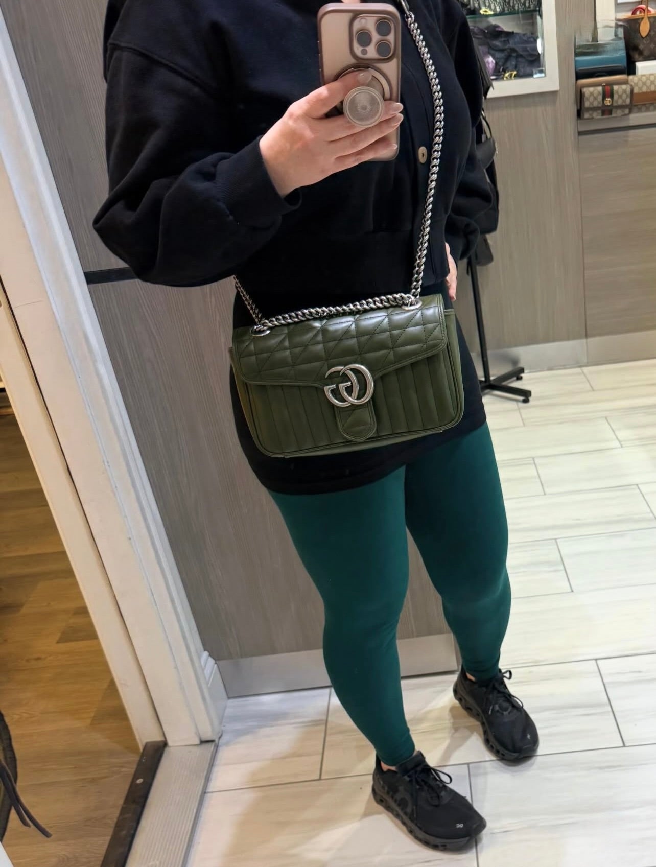 Pre-owned Gucci GG Marmont Matelasse Shoulder Bag in Army Green