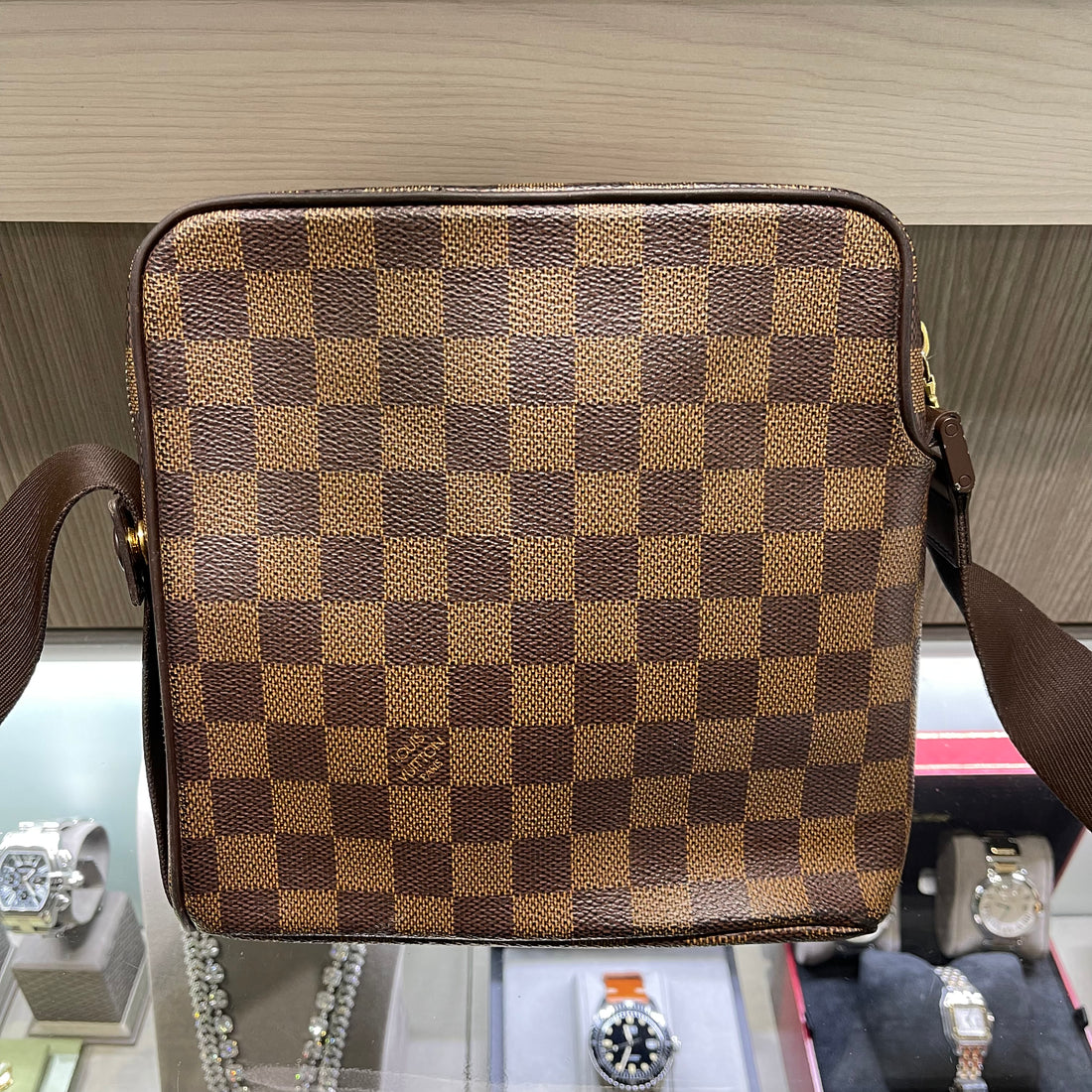 Pre-Owned Louis Vuitton Olav PM Messenger Damier Ebene (2008)