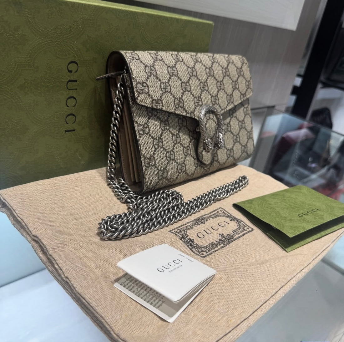 Pre-Owned Gucci Dionysus Wallet on Chain GG Supreme Canvas