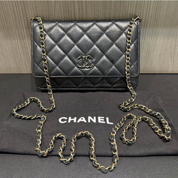Pre-Owned Chanel Enamel CC Black Lambskin Wallet on Chain