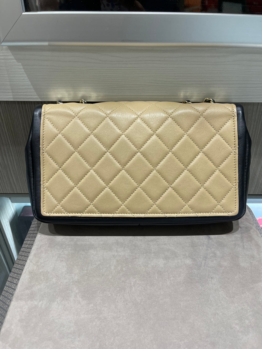 Pre-owned Chanel Medium Graphic Flap Bag in Crème and Black
