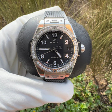 Sell your premium Swiss watches like Omega and Patek Philippe in Philadelphia – LXY Philly