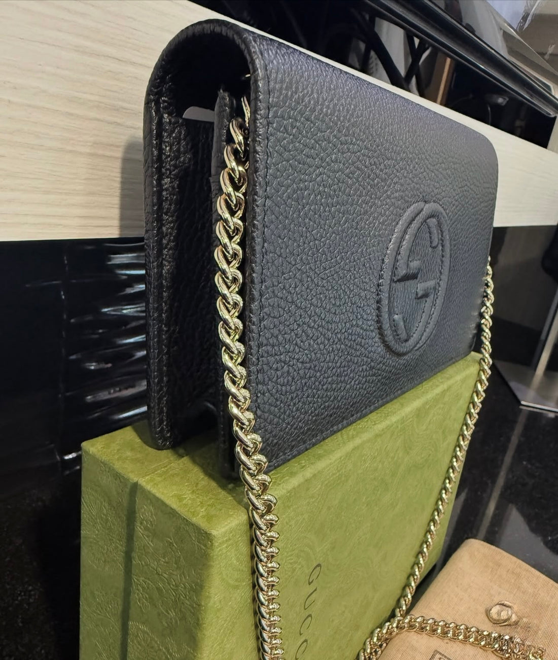 Unworn Gucci Black Pebbled Leather Outlet WOC Crossbody complete set 598211