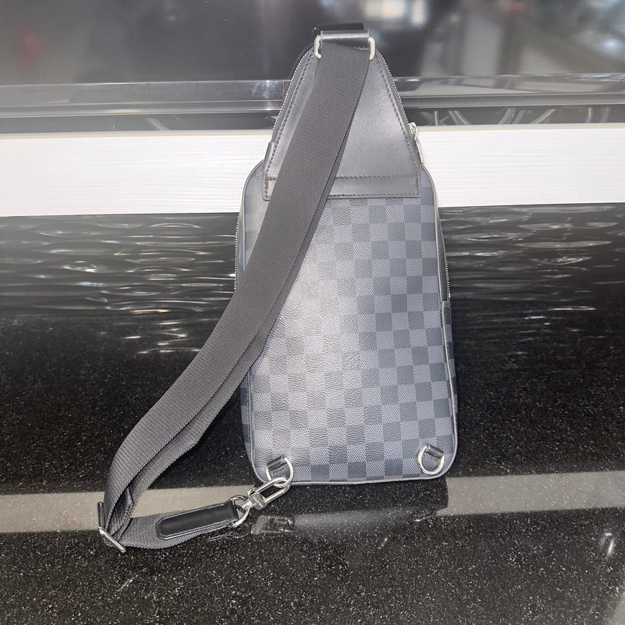Preowned Louis Vuitton Avenue Sling Bag Damier Graphite N45302