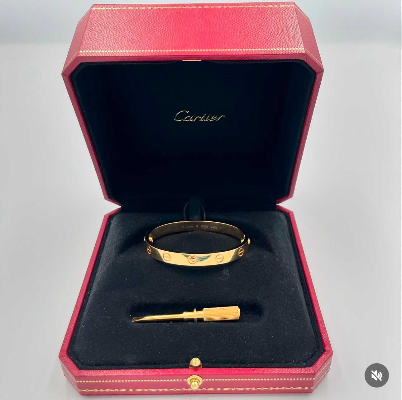 Pre-owned Cartier Love Bracelet SIZE 15 w/COA Yellow Gold (2019 cert)
