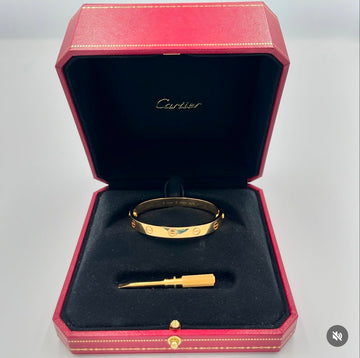 Pre-owned CARTIER Love Bracelet SIZE 15 Unworn w/papers Yellow Gold IGS814 (2019 cert)