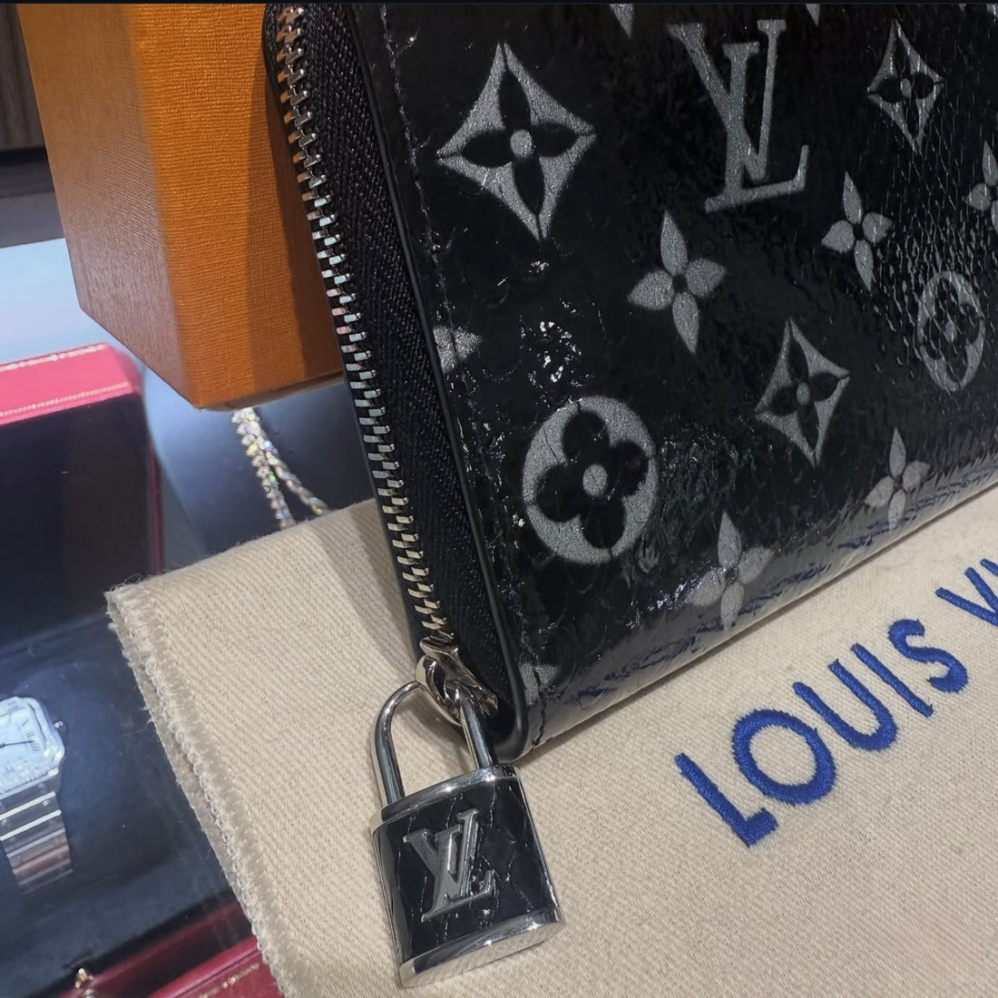 Pre-owned Louis Vuitton Python Zippy Wallet