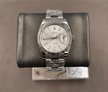 Unworn Rolex Men's Datejust 41mm ref.126334 Silver Index Dial Fluted Bezel on Oyster w/Box & Card