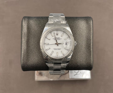 Unworn Rolex Men's Datejust 41mm ref.126334 White Index Dial Fluted Bezel on Oyster w/Box & Card