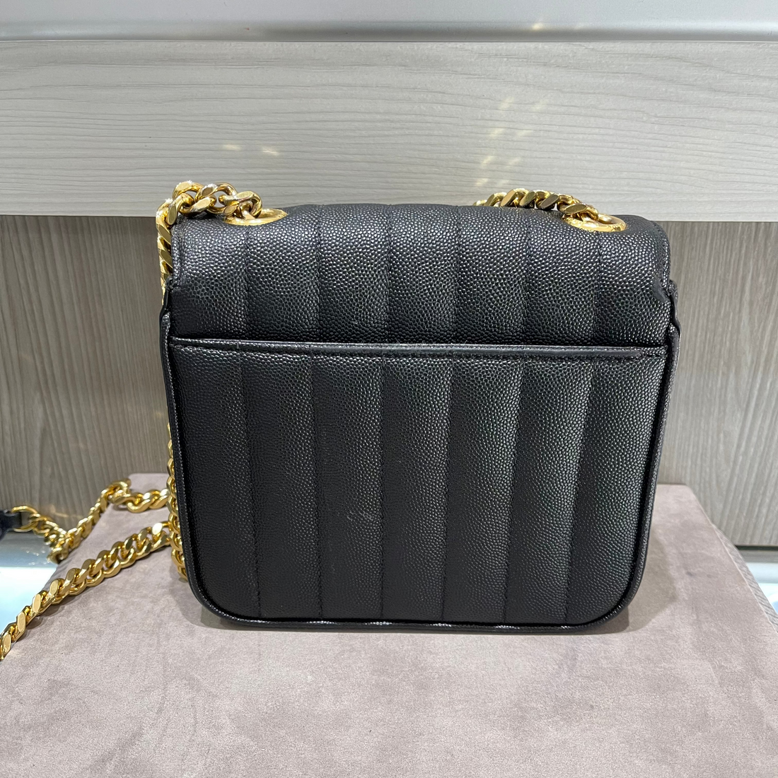 Pre-owned Saint Laurent Small Vicky Chain Bag in Black Grain de Poudre Matelassé Leather