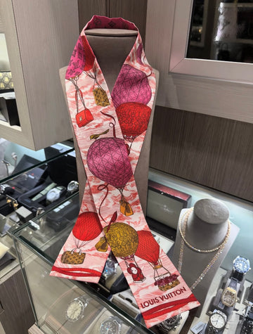 Pre-Owned Louis Vuitton Up and Away Poppy Silk Bandeau