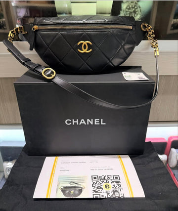 Pre-owned Chanel Quilted Waist Belt / Sling Bag 2024 Microchip
