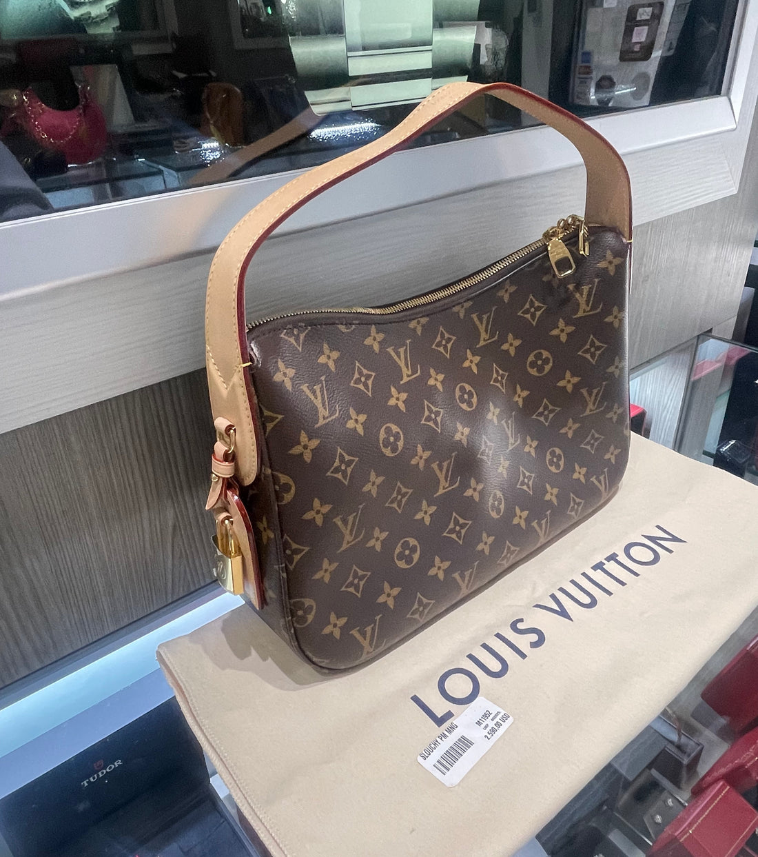 Pre-owned Louis Vuitton Slouchy PM in Monogram Canvas