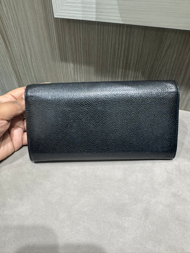 Pre-owned Chanel long wallet CC Black Caviar 19360948 (2014)