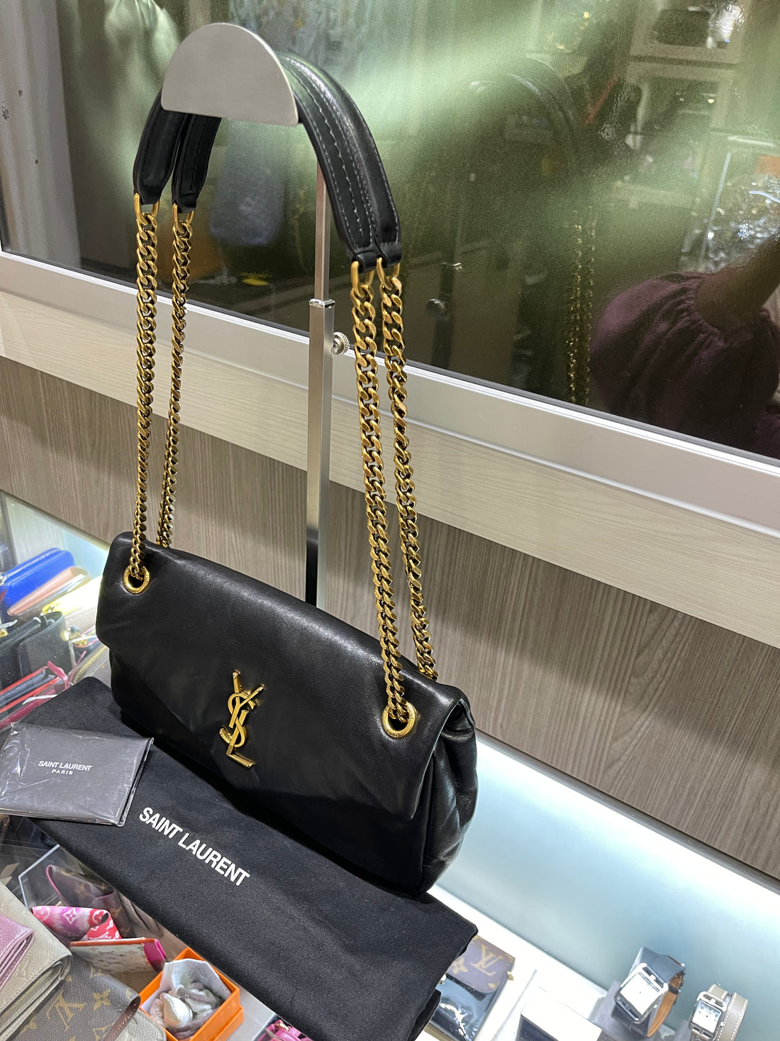 Pre-owned YSL Saint Laurent Calypso Shoulder Bag in Black Lambskin