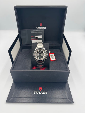 Unworn Tudor Heritage Chrono ref.70330N