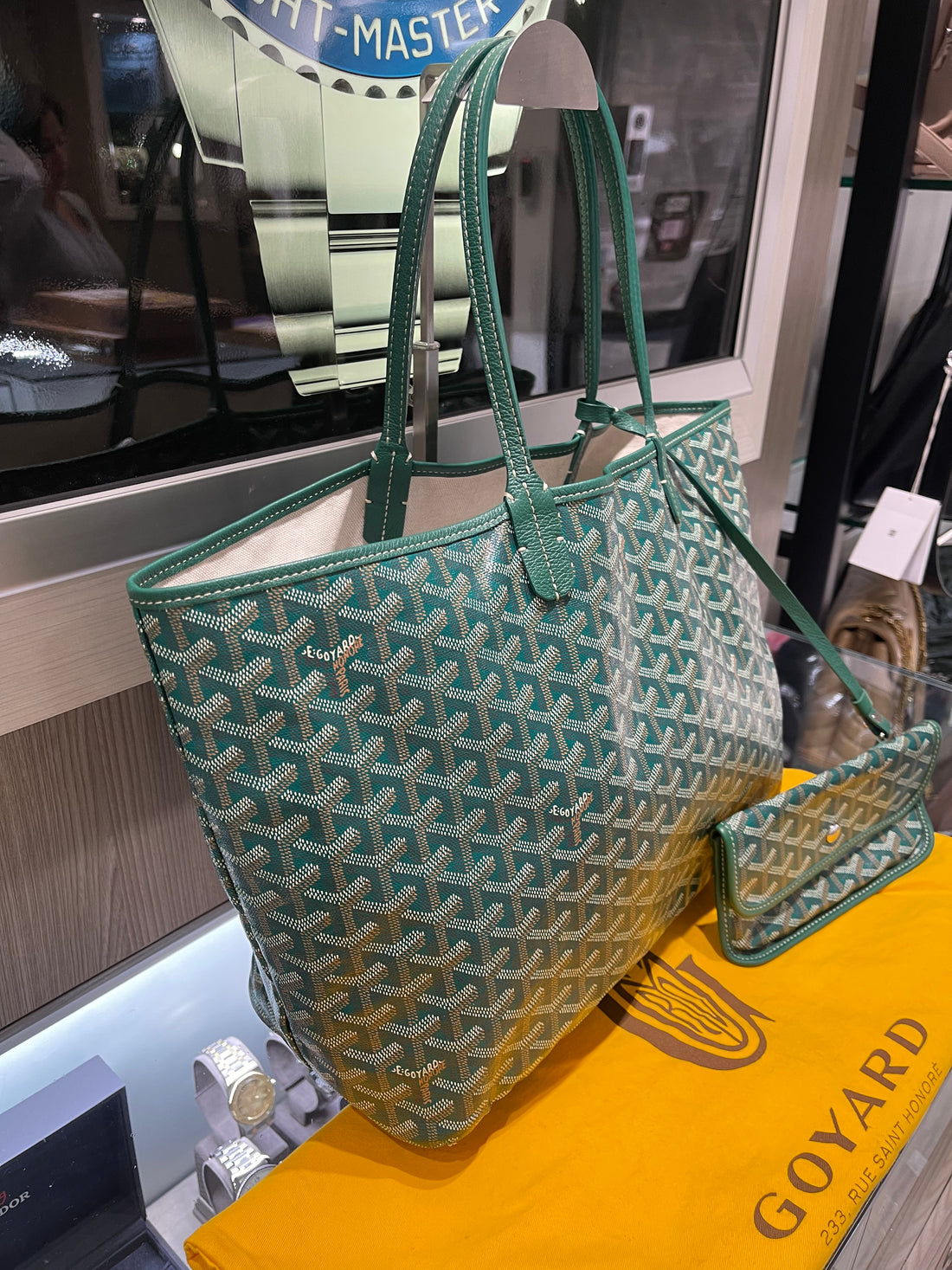 Pre-owned Goyard Green St. Louis Tote MM with Wristlet (2023)