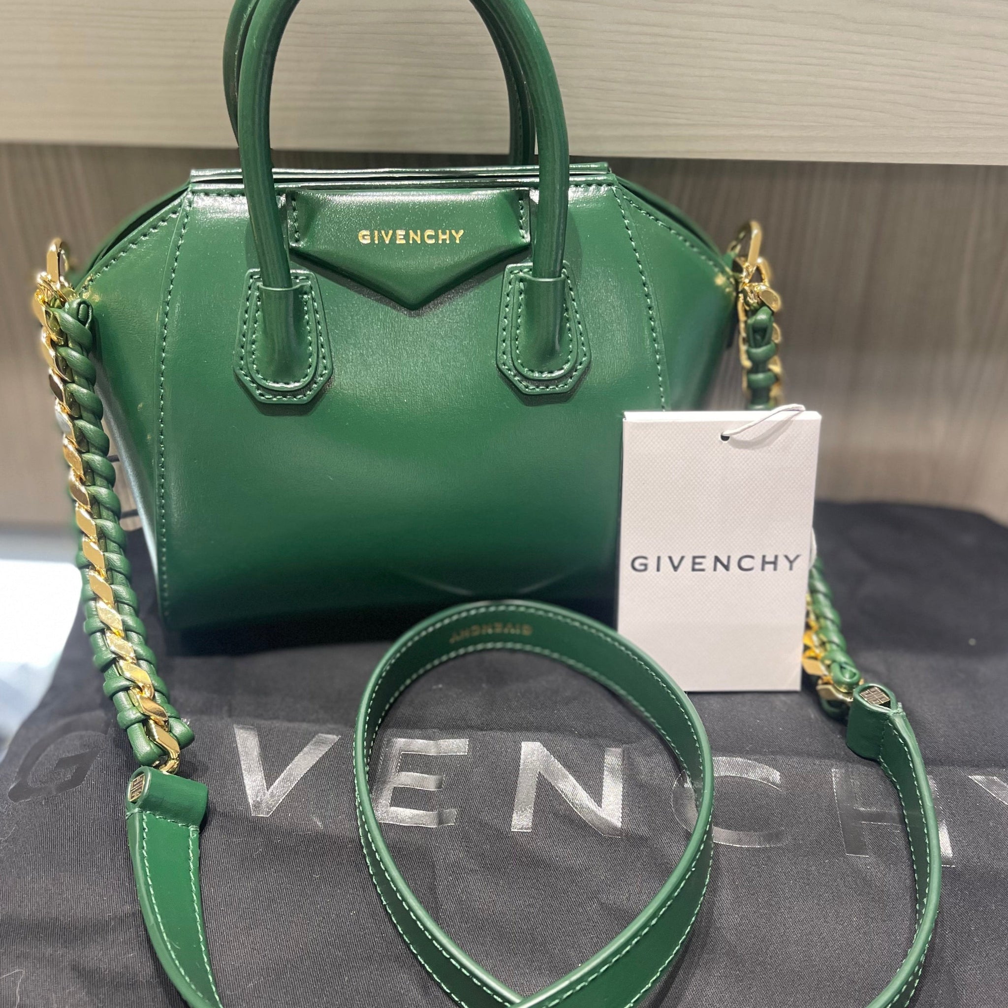 Unworn Givenchy Emerald Green Antigona Toy bag in Box Leather