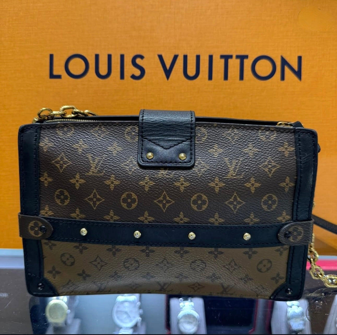 Pre-owned Louis Vuitton Monogram Reverse Trunk Clutch (2019 Collection)
