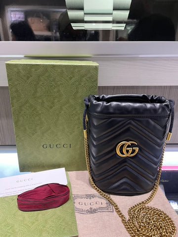 Pre-owned Gucci GG Marmont Bucket Bag Mini Black Leather