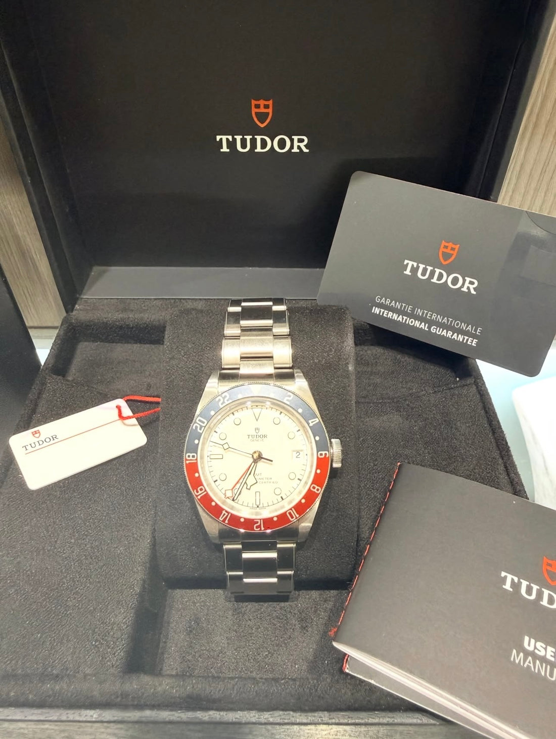 Pre-owned Tudor Black Bay GMT "Pepsi" Opaline Dial - Ref. M79830RB-0010 | 2024 Complete Set