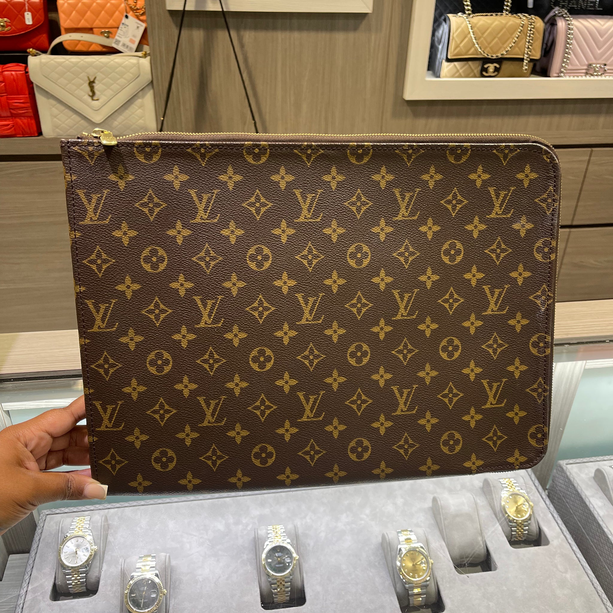 Pre-owned Louis Vuitton Document Pouche Monogram (2007)