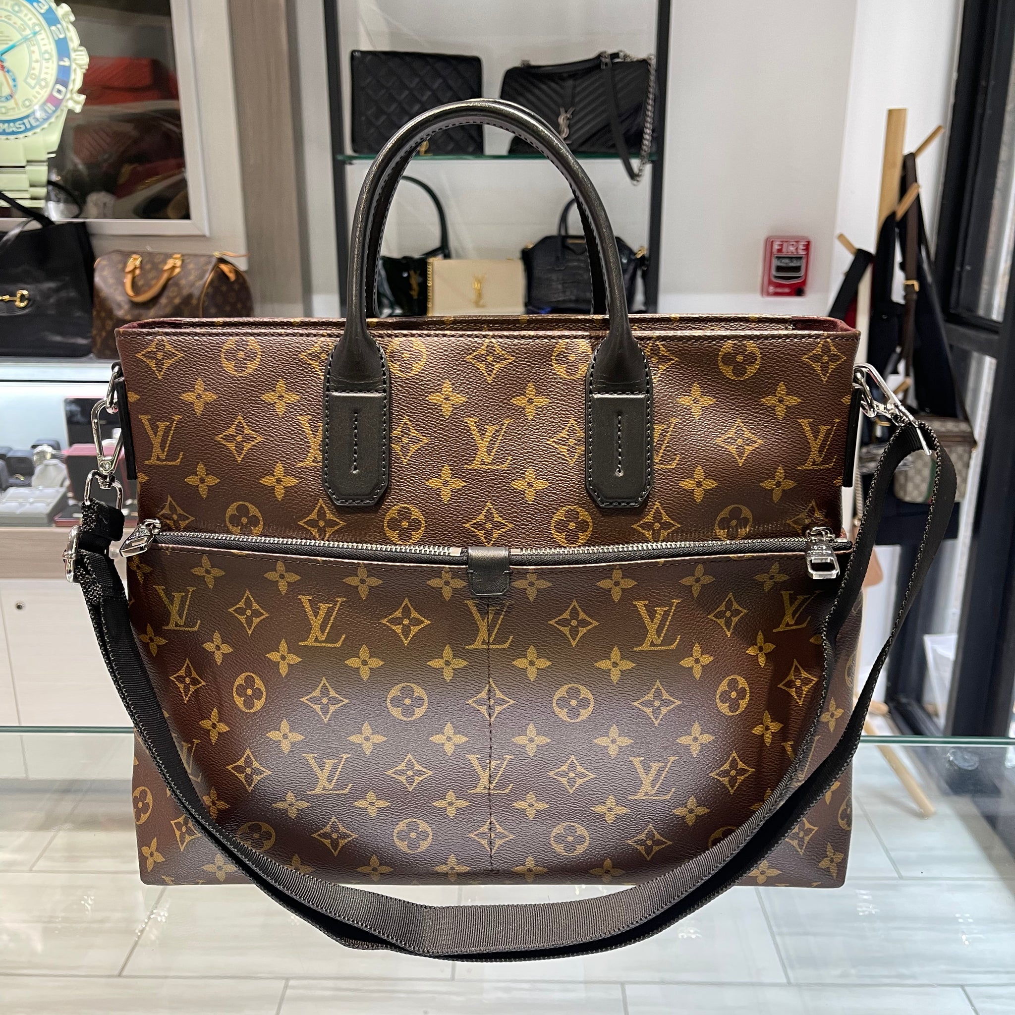 Pre-owned Louis Vuitton Monogram Macassar 7 Days a Week Business Bag (2015)