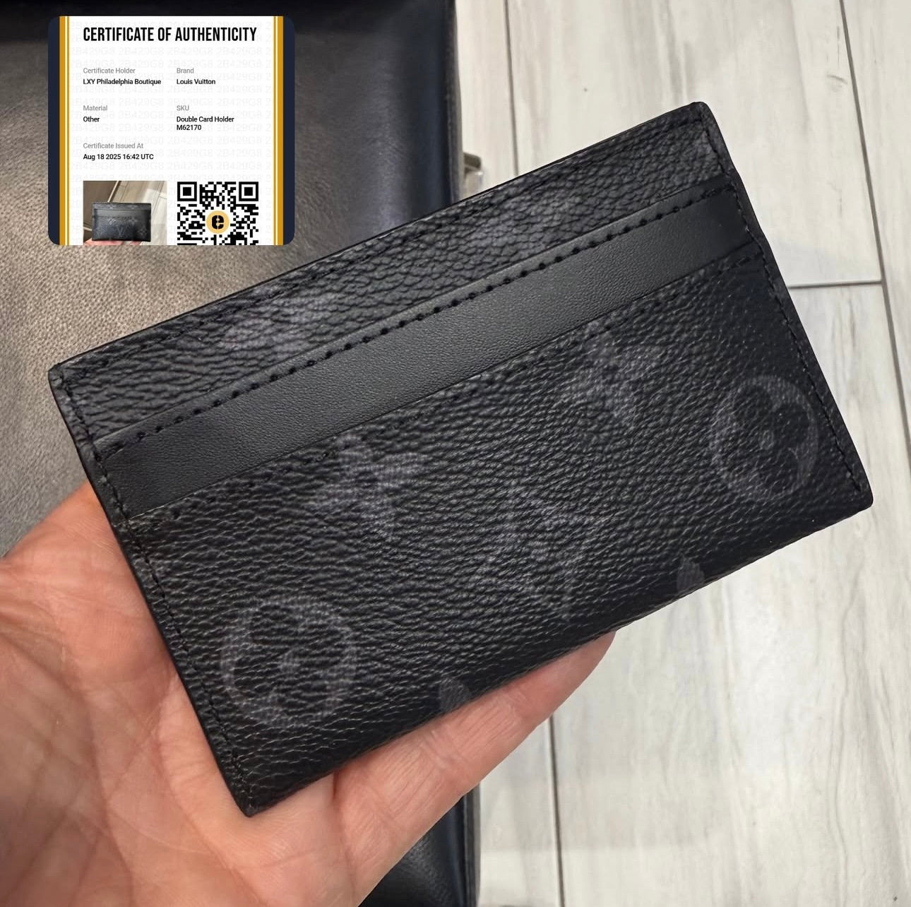 Pre-Owned Louis Vuitton Men’s Reverse Monogram Eclipse Double Card Case (2025)
