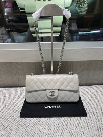Pre-owned Chanel Classic Light Grey East/West Flap Bag (2005-2006)