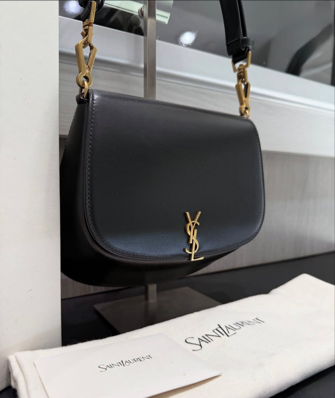 Pre-owned Like New Saint Laurent Voltaire Top Handle Bag in Box Calfskin