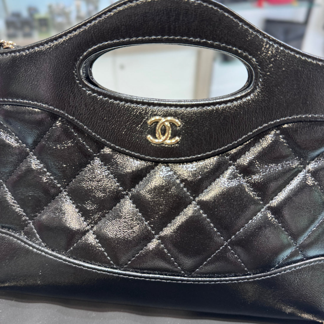 Pre-owned Chanel 31 ShinyCalfskin Quilted Bag Black