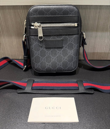 Pre-owned Gucci GG Supreme Monogram Small Camera Messenger Bag Black/Grey