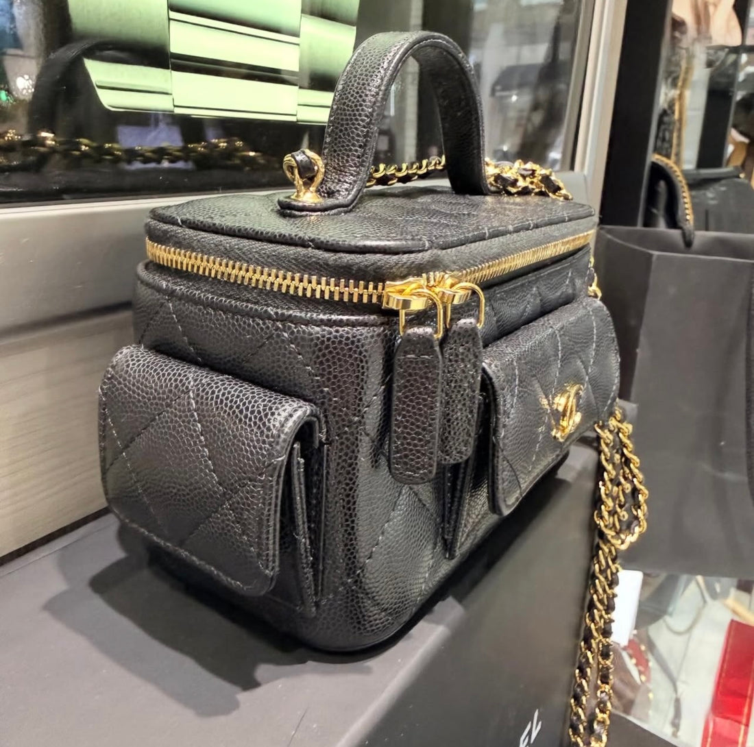 Pre-owned Like New Chanel Polly Pocket East-West Top Handle Vanity Black Caviar Leather (2025)