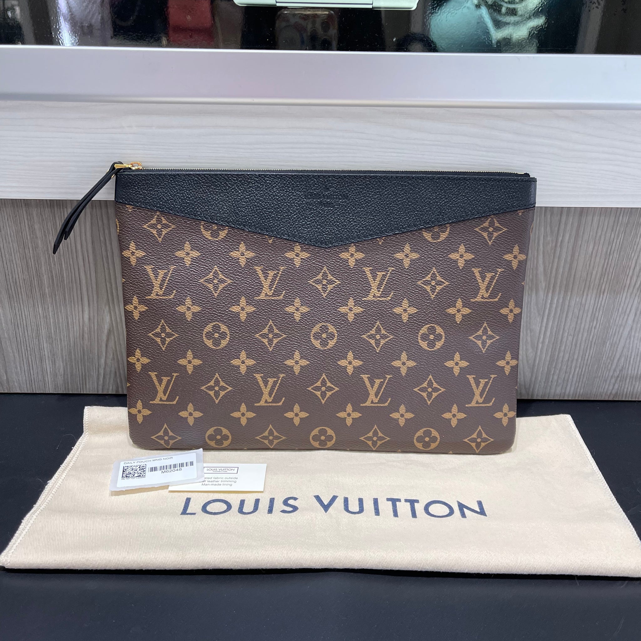 Pre-owned Louis Vuitton Monogram Macassar Daily Pouch (2018)