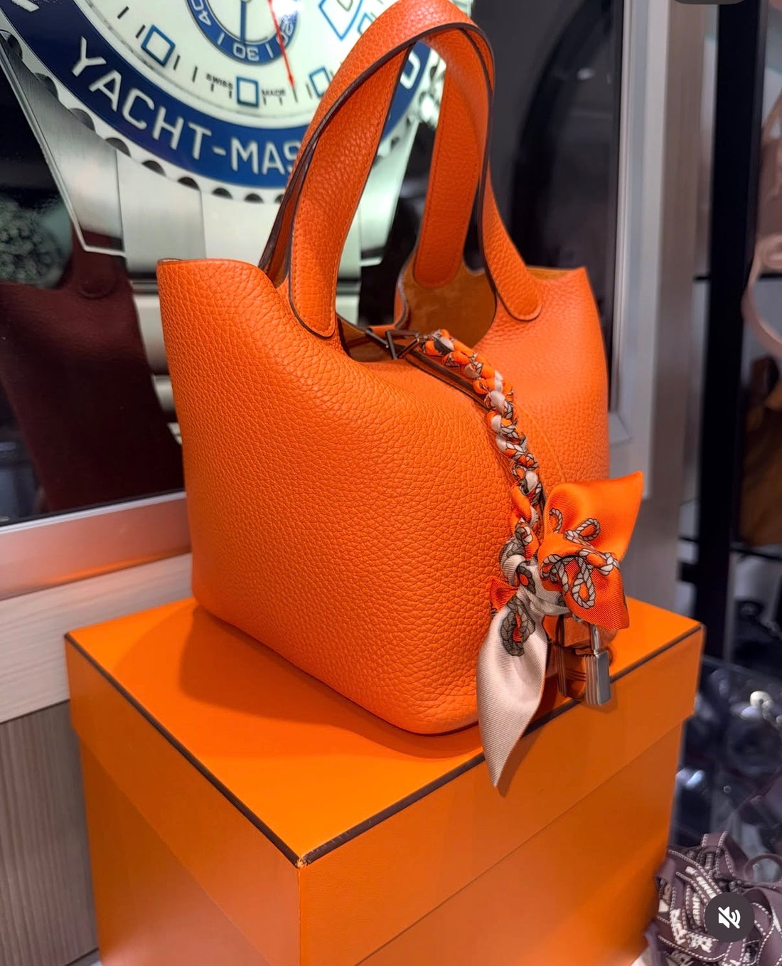 Pre-owned Hermès Picotin Lock 18 Handbag Orange Clemence Leather Palladium Hardware | Y Stamp (2020)