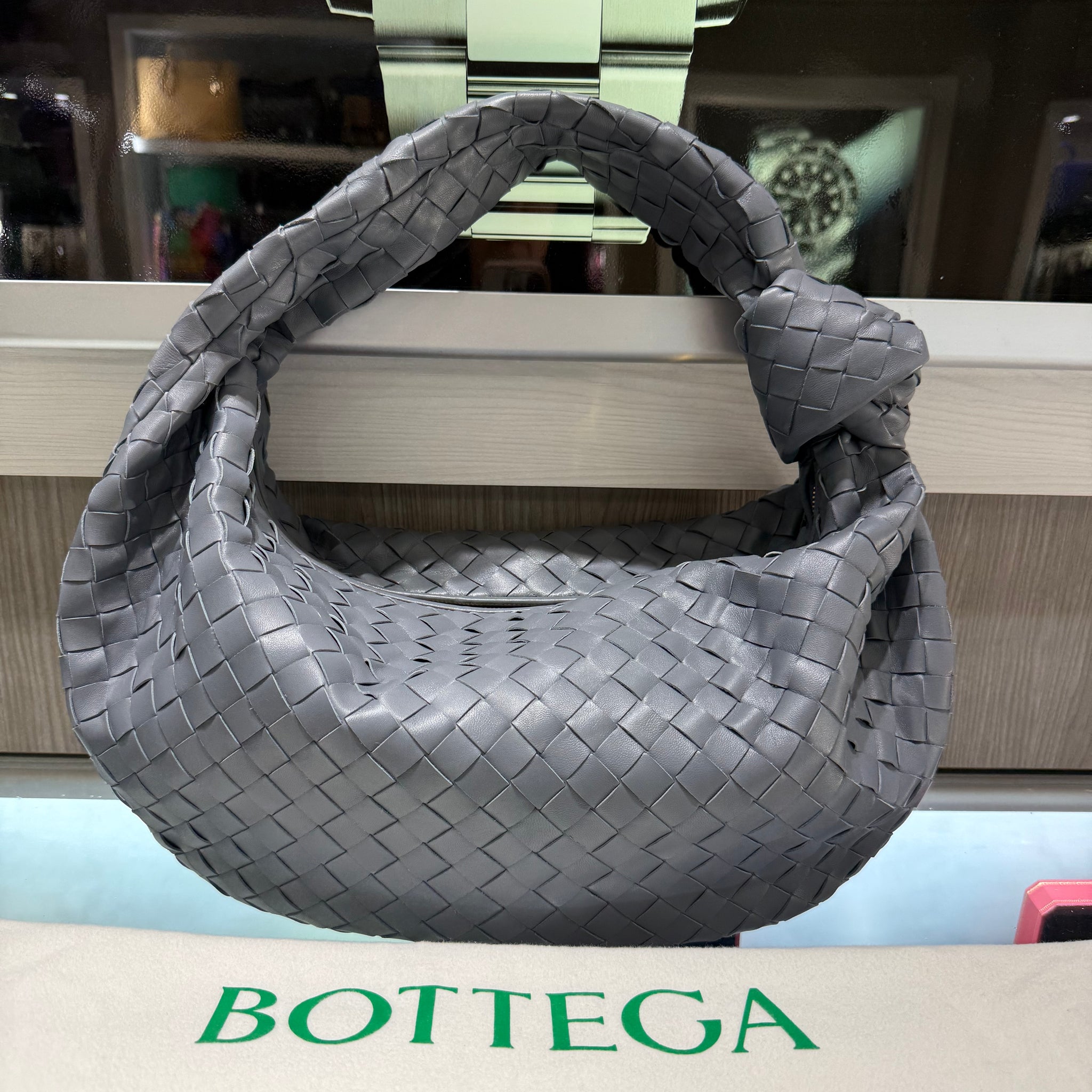 Unworn Bottega Veneta Classic Size Jodie Grey Leather