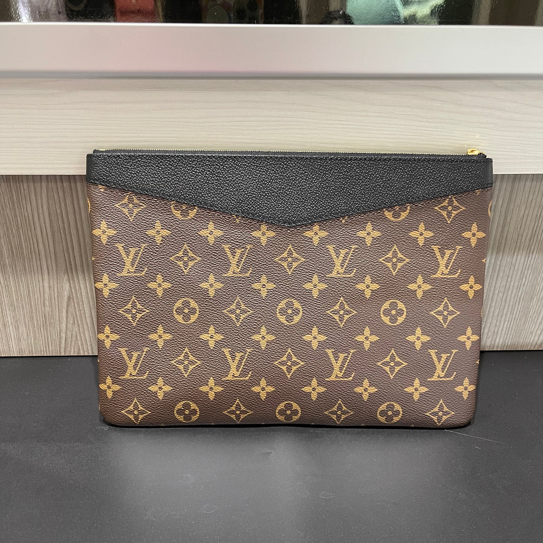 Pre-owned Louis Vuitton Monogram Macassar Daily Pouch (2018)